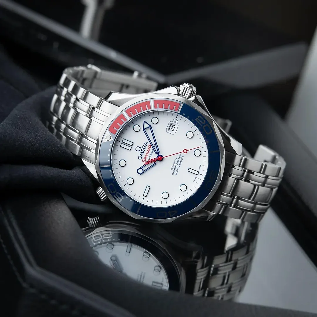 Omega Seamaster Diver 300M Ref. 212.32.41.20.04.001 Watch – Free Shipping | Minimalist & Luxury Design | Perfect Gift for Him