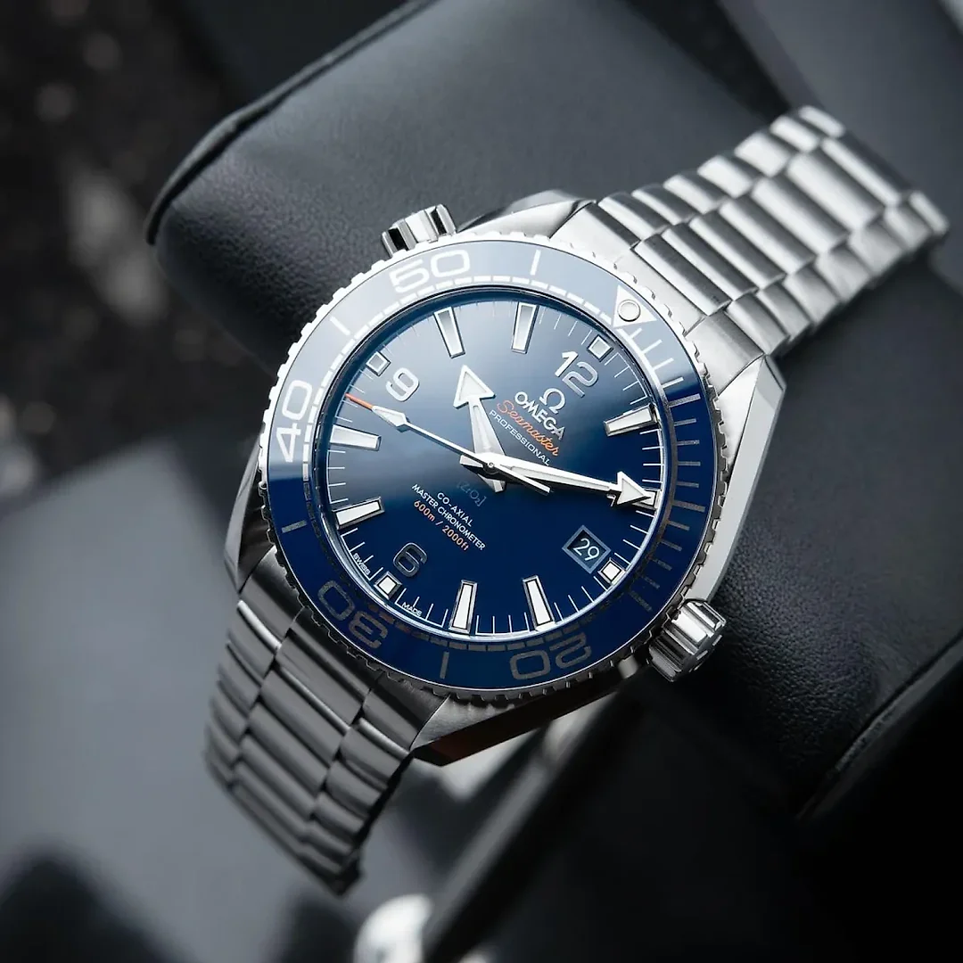 Omega Seamaster Planet Ocean 600M Diver Ref. 215.30.44.21.03.001 Watch – Free Shipping | Minimalist & Luxury Design | Perfect Gift for Him
