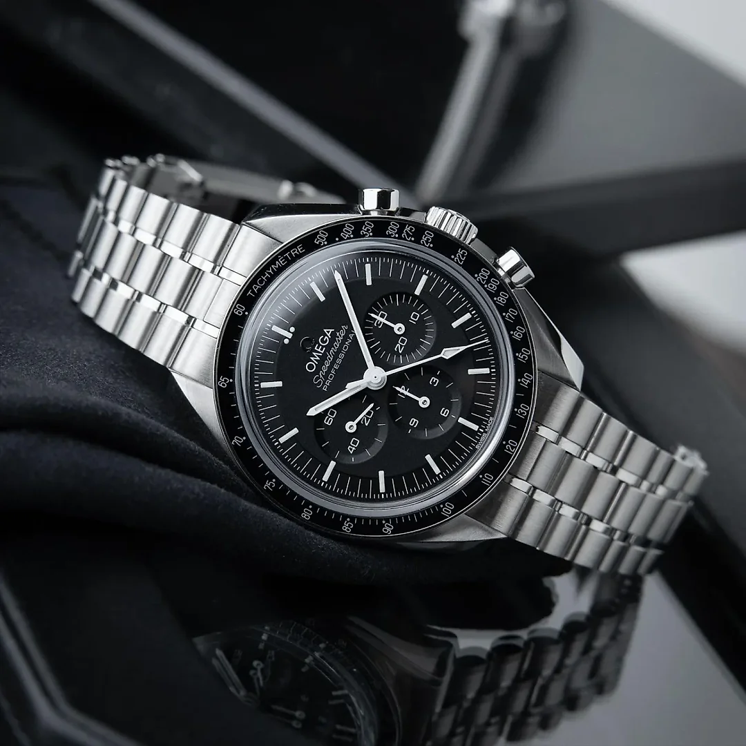 Omega Speedmaster Professional Moonwatch 42mm Ref. 310.30.42.50.01 Watch – Free Shipping | Minimalist & Luxury Design | Perfect Gift for Him