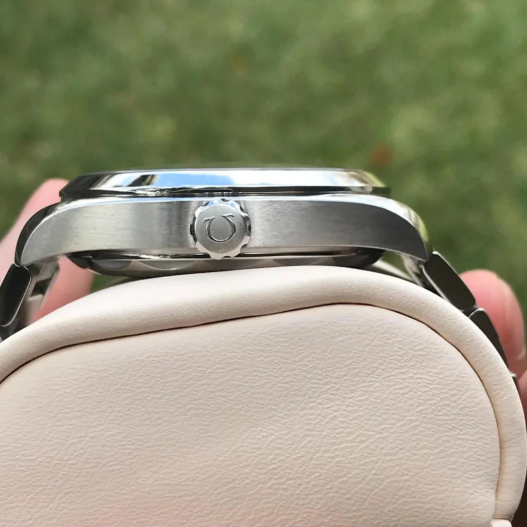 Omega Seamaster Aqua Ref. 220.10.41.21.03.002 Watch – Free Shipping | Minimalist & Luxury Design | Perfect Gift for Him