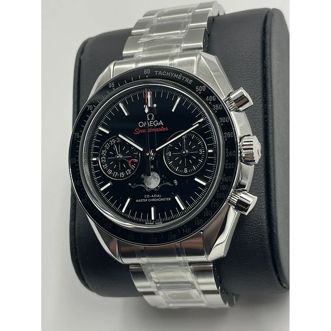 Omega Speedmaster Moonwatch Omega Co-Axial Master Chronometer Moonphase Chronograph 44.25mm