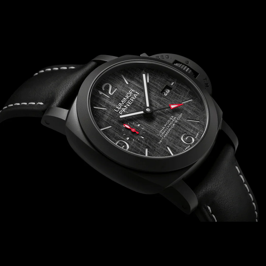 Panerai Luminor Luna Rossa GMT – 44mm, Ref# PAM01036