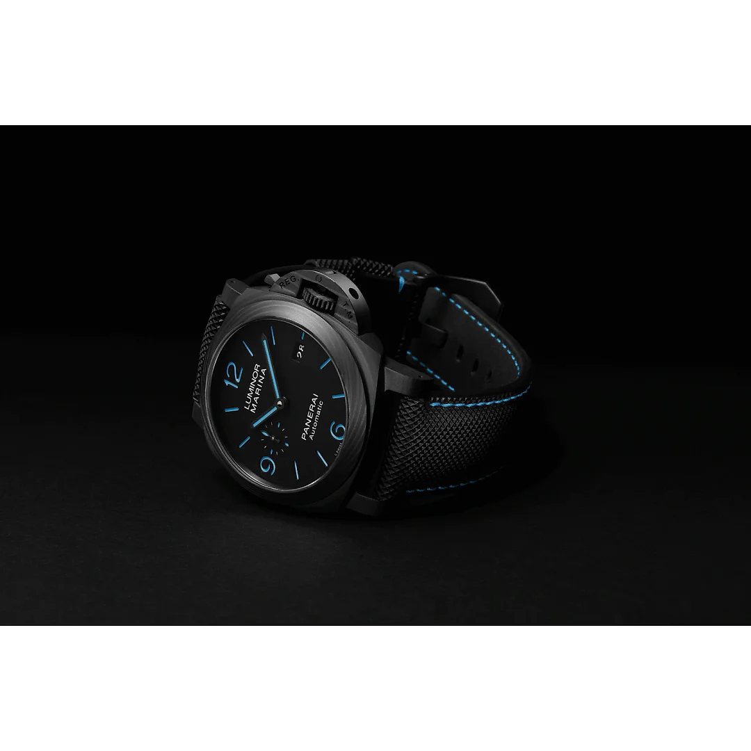 Panerai Luminor Marina Carbotechâ„¢ – 44mm, Ref# PAM01661