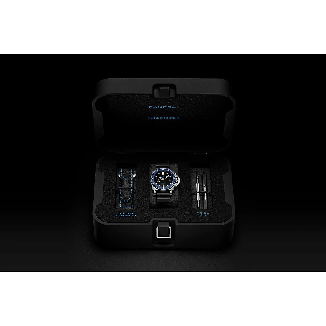 Panerai Submersible Azzurro Ref# PAM01209