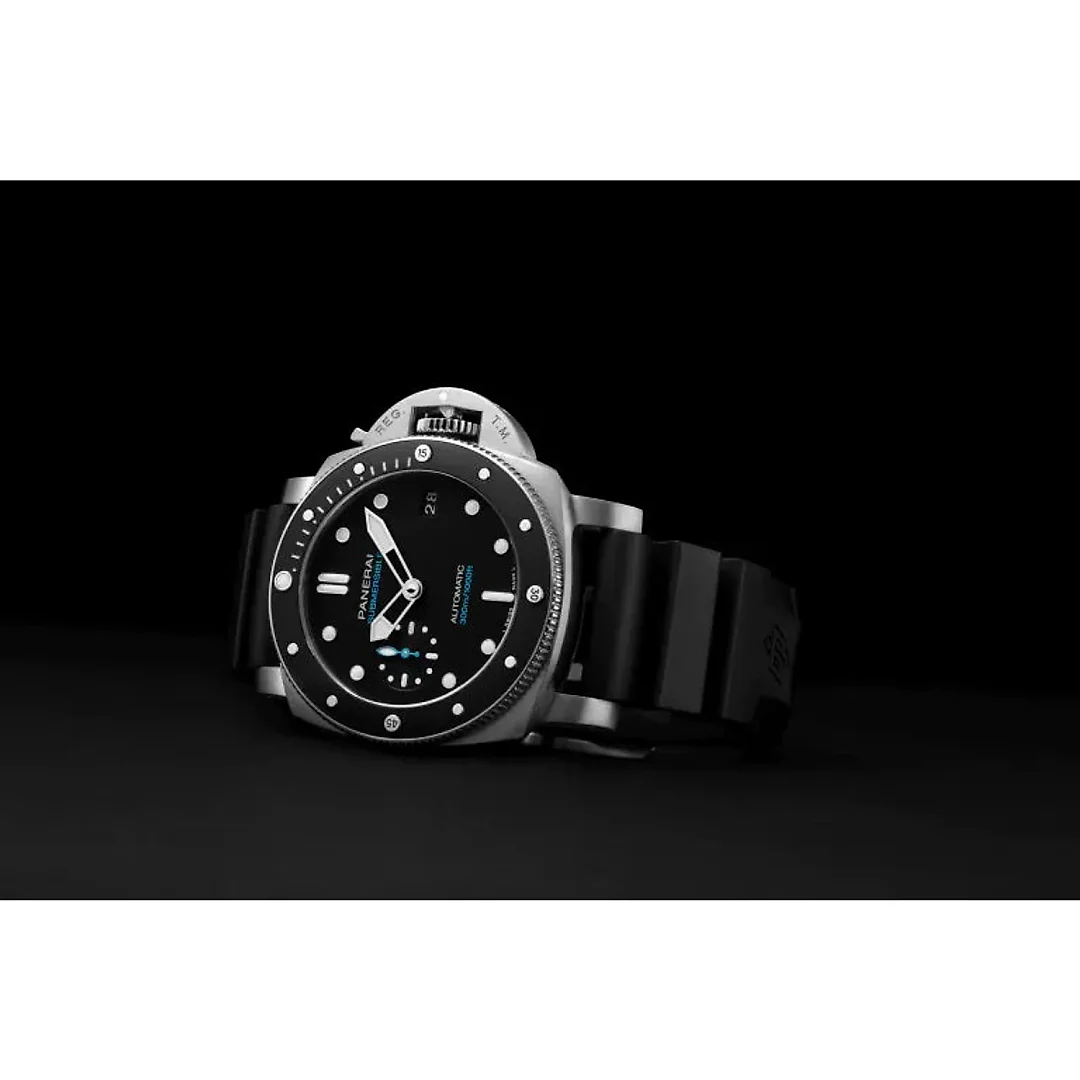 Panerai Submersible Ref# PAM00683