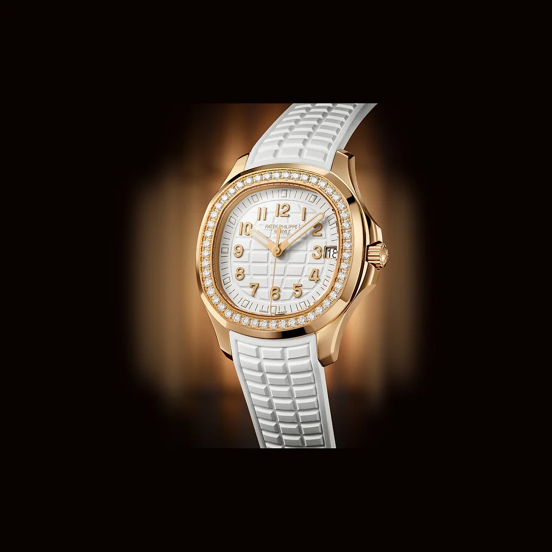 Patek Philippe Aquanaut Luce, 18k Rose Gold, 38,8mm, Ref# 5268/200R-001
