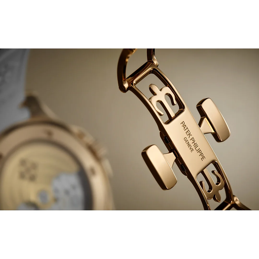 Patek Philippe Aquanaut Luce, 18k Rose Gold, 38,8mm, Ref# 5268/200R-001