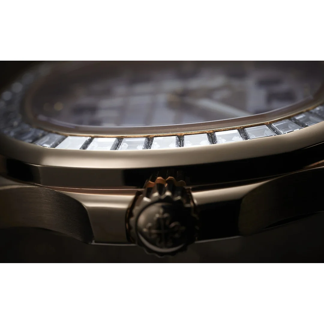 Patek Philippe Aquanaut Luce Haute Joaillerie, 18k Rose Gold, 35,6mm, Ref# 5072R-001