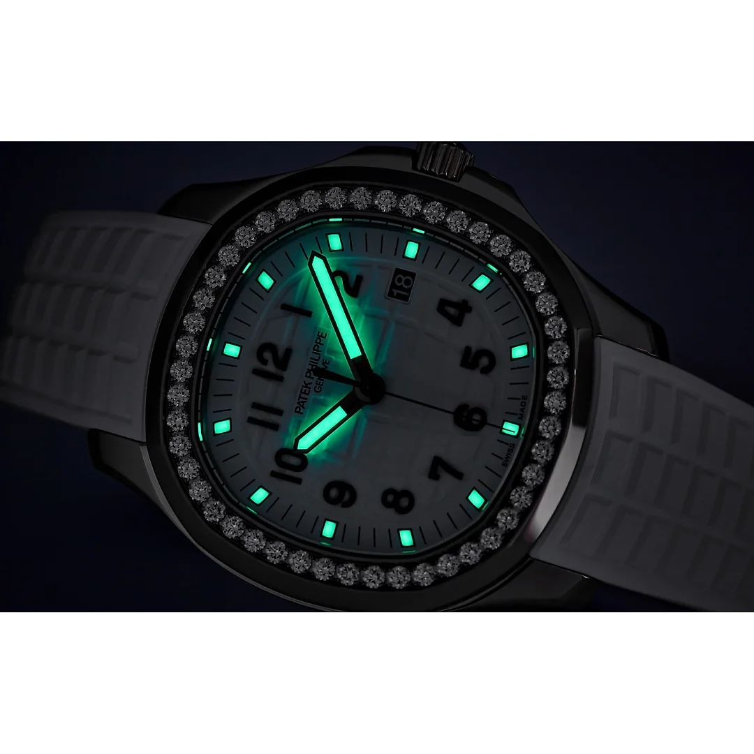 Patek Philippe Aquanaut Luce, Stainless Steel, 38,8mm, Ref# 5267/200A-010