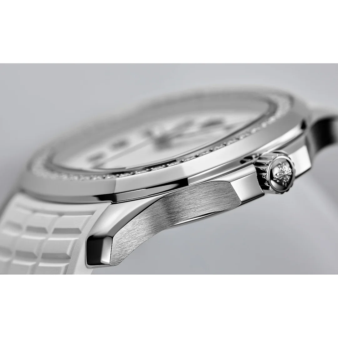 Patek Philippe Aquanaut Luce, Stainless Steel, 38,8mm, Ref# 5267/200A-010