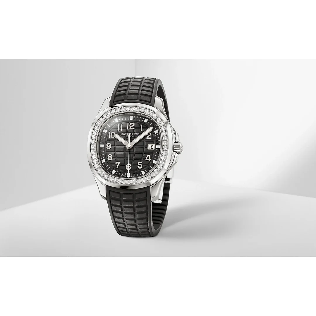 Patek Philippe Aquanaut Luce, Stainless Steel, 38,8mm, Ref# 5267/200A-001