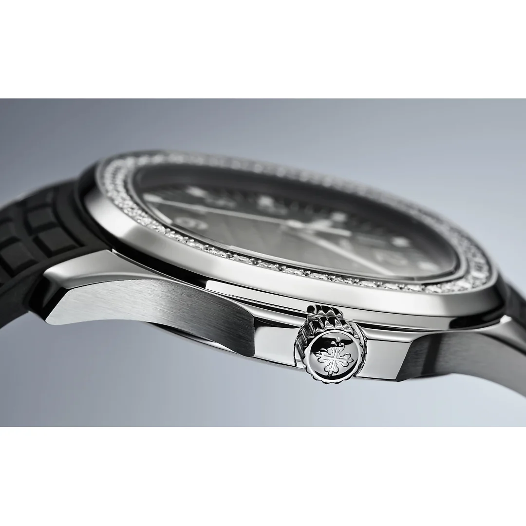 Patek Philippe Aquanaut Luce, Stainless Steel, 38,8mm, Ref# 5267/200A-001