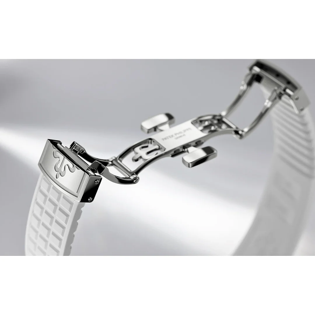 Patek Philippe Aquanaut Luce, Stainless Steel, 38,8mm, Ref# 5267/200A-010