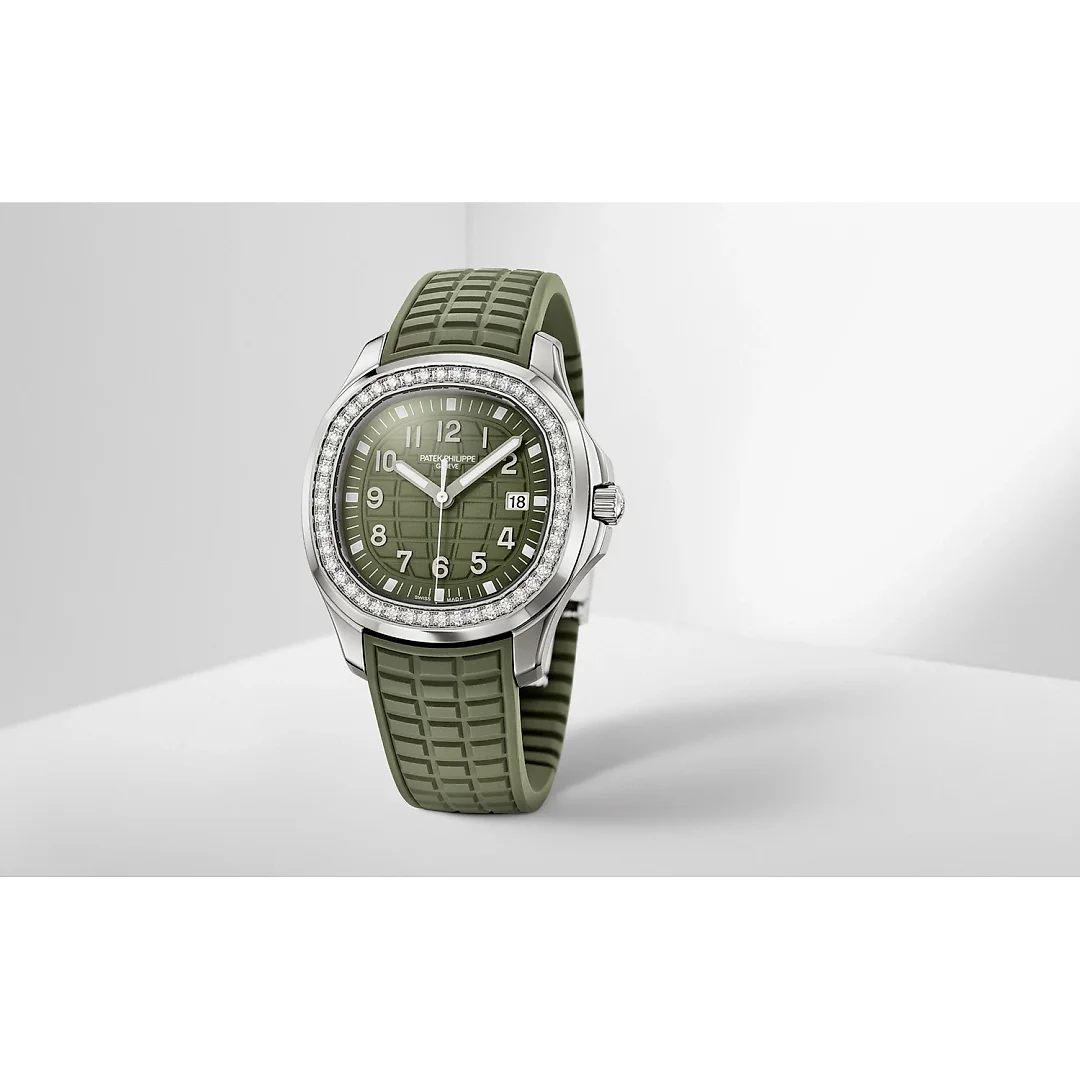 Patek Philippe Aquanaut Luce, Stainless Steel, 38,8mm, Ref# 5267/200A-011