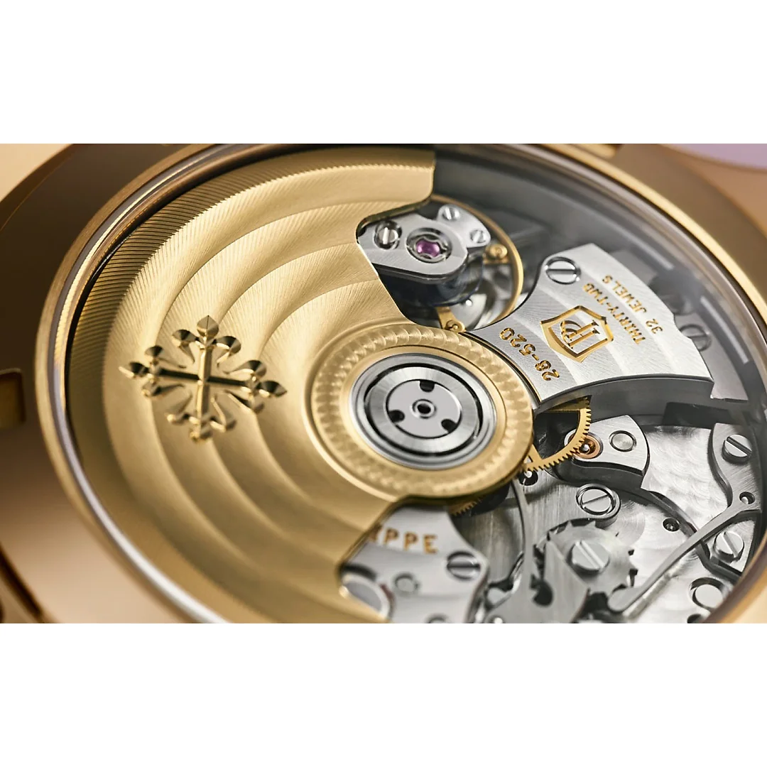 Patek Philippe Aquanaut, Ref# 7968/300R-001