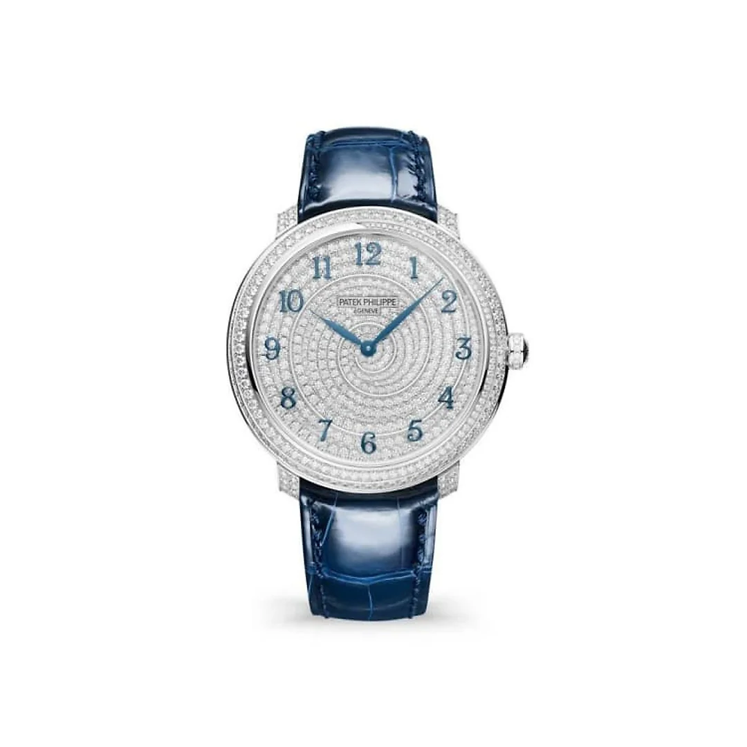 Patek Philippe Calatrava Diamond Ribbon Joaillerie Ladies, 18kt White Gold set with 770 Diamonds: ~4,4ct, 36,5mm, Ref# 4978/400G-001