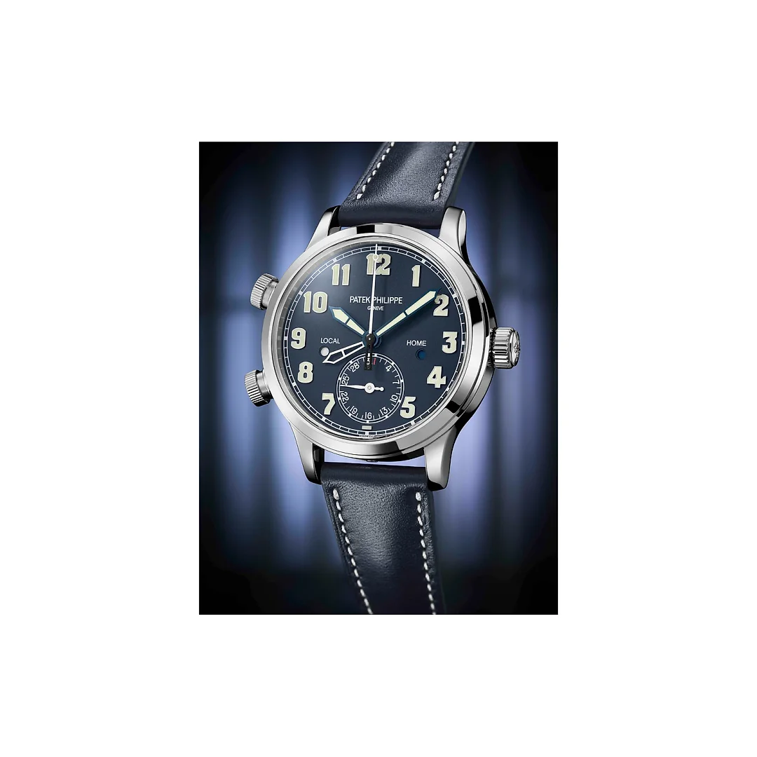 Patek Philippe Complication, 18k White Gold, Calatrava Pilot Travel Time 37,5mm, Ref# 7234G-001