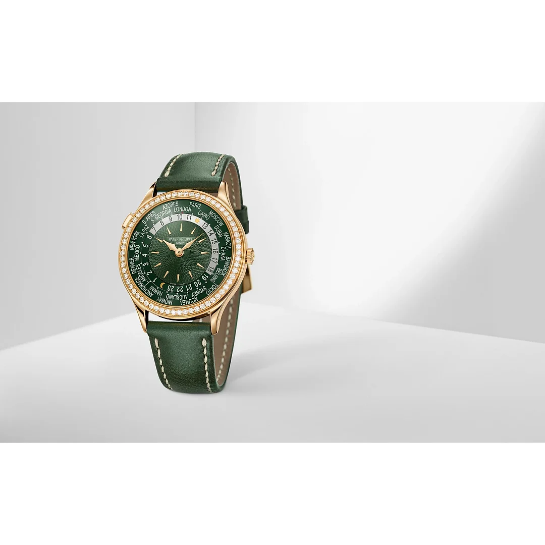 Patek Philippe Women’s Complication World-Time, 18k Rose Gold set with 89 diamonds (~1.03 ct.), 36mm, Ref# 7130R-014