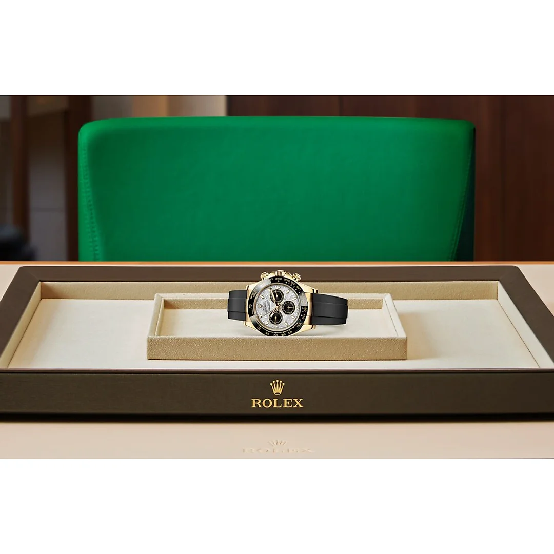 Rolex Cosmograph Daytona Oyster, 40 mm, yellow gold M116518LN-0076