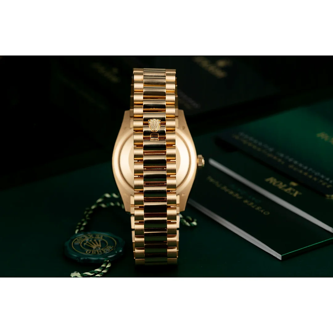 Rolex DAY-DATE 36 Oyster, 36 mm, yellow gold M128238-0069