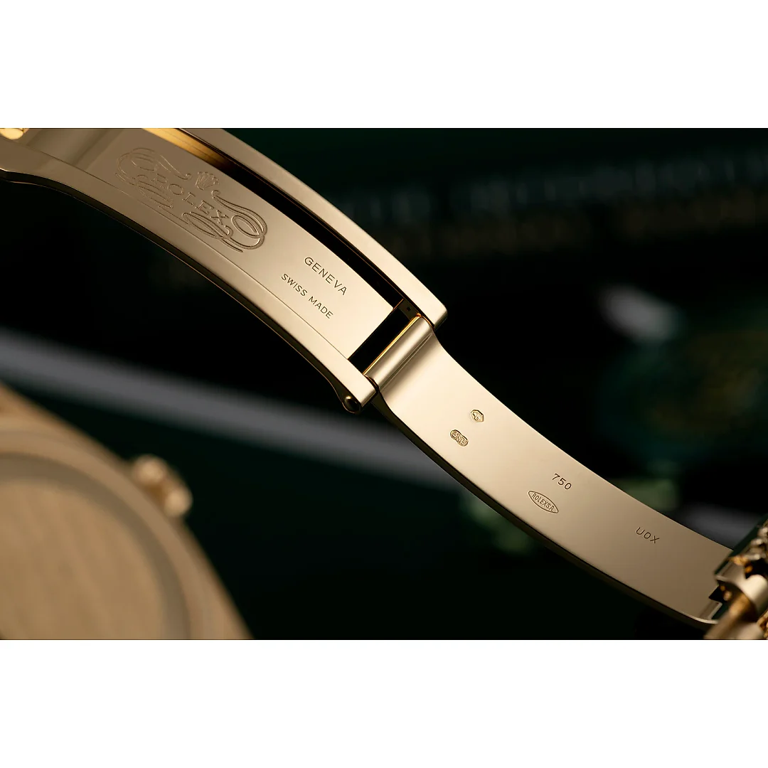 Rolex DAY-DATE 36  Oyster, 36 mm, yellow gold  M128238-0069