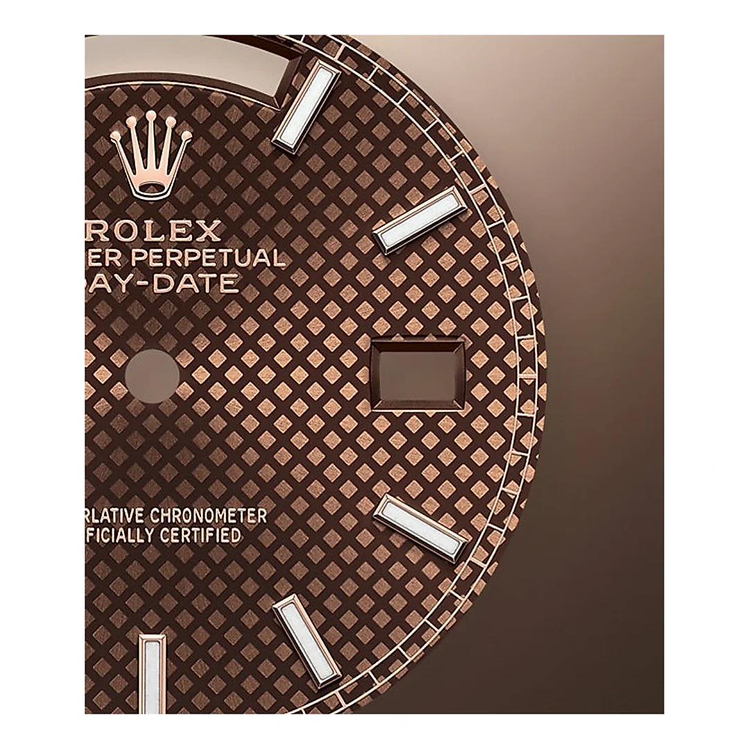 Rolex Day-Date 40 Everose gold Ref# 228345RBR-0005