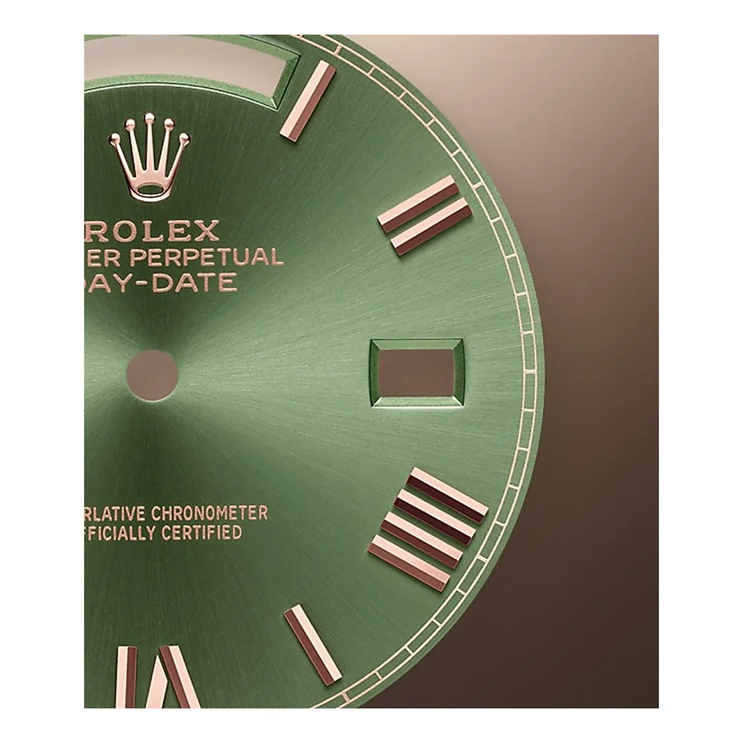 Rolex Day-Date 40 Everose gold Ref# 228345RBR-0011