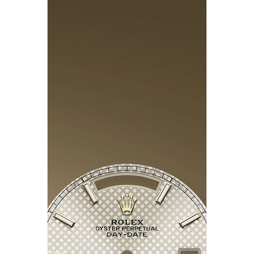 Rolex Day-Date 40 Yellow gold Ref# 228238-0008