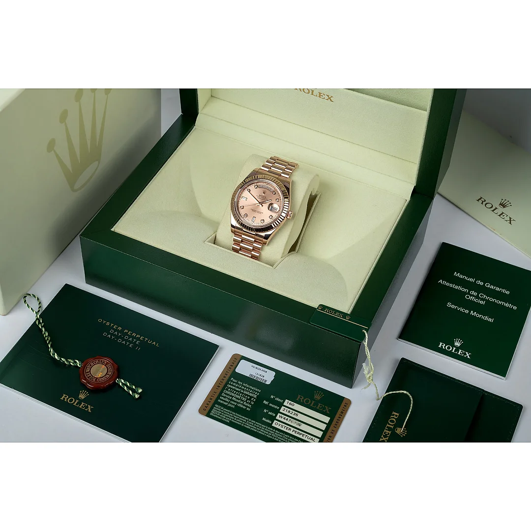 Rolex Day-Date M128235-0009 Oyster, 36 mm, Everose gold