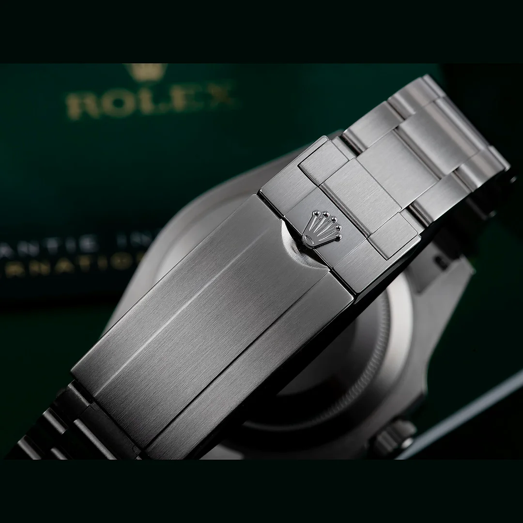 Rolex Submariner Date Oyster, 41 mm, Oystersteel m126610lv-0002 “Starbucks”