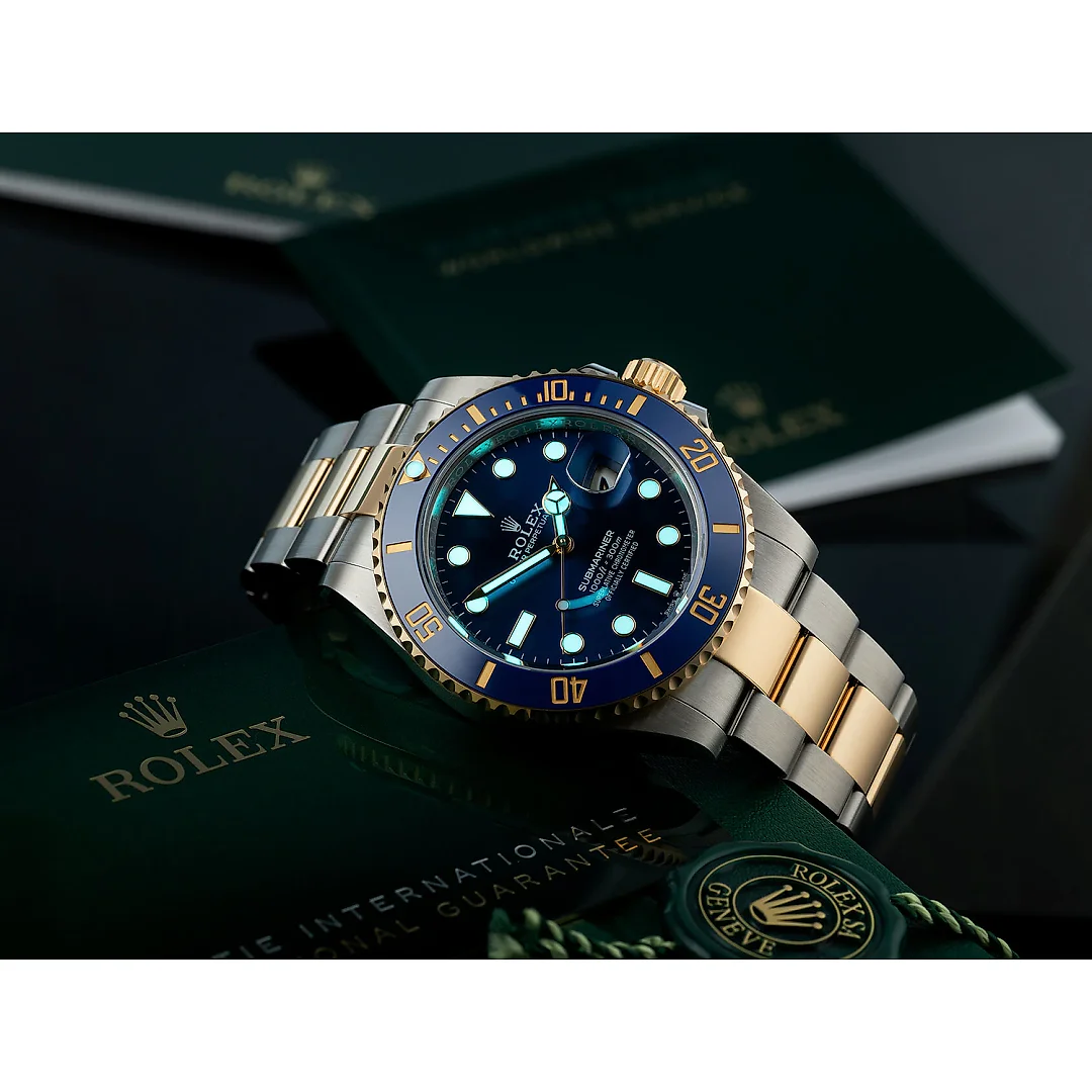 Rolex Submariner Date Oyster, 41 mm, Oystersteel m126613lb-0002