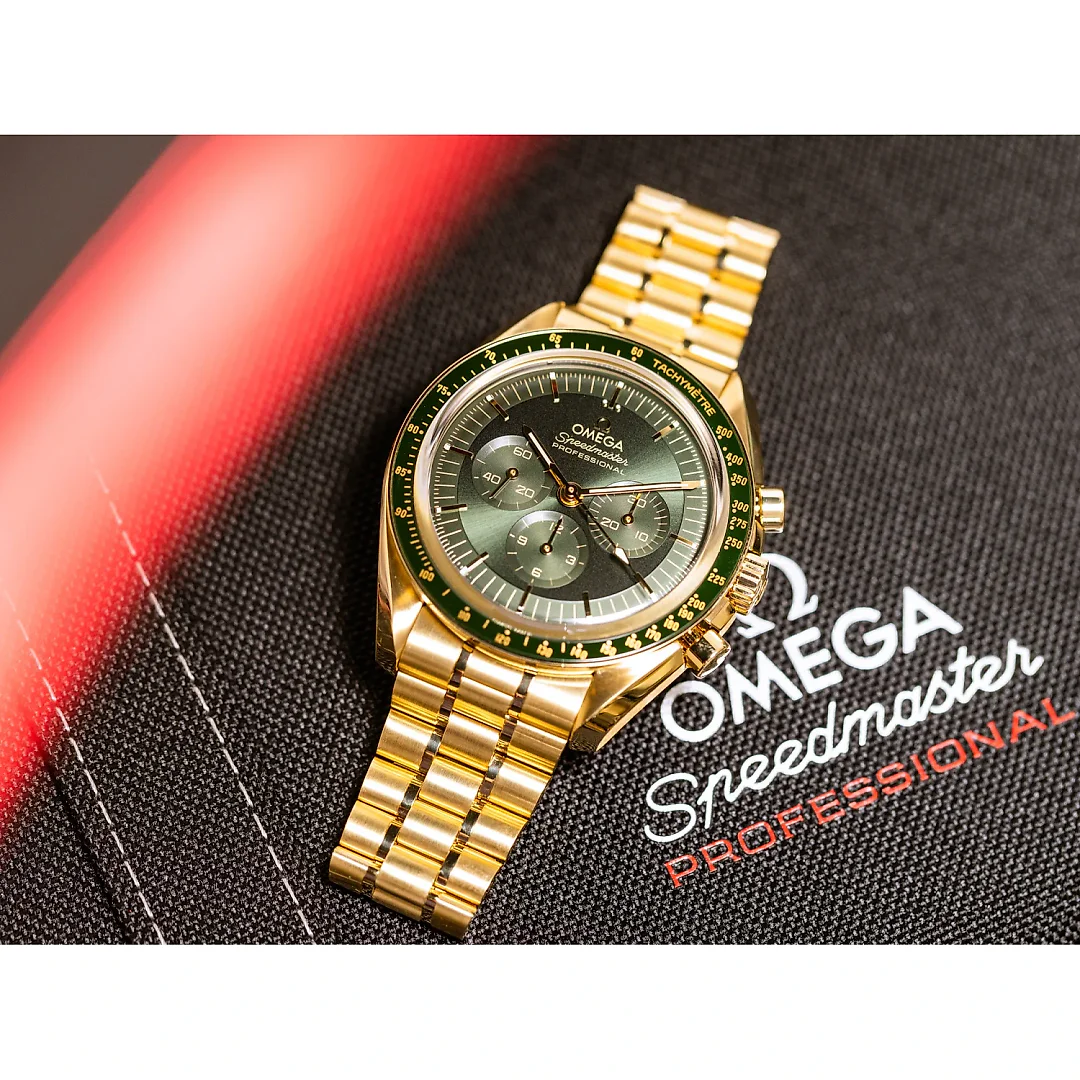 Omega Speedmaster Moonwatch Professional Co-Axial Master Chronometer Chronograph 42mm Ref. 310.604.250.100.01 Watch – Free Shipping | Minimalist & Luxury Design | Perfect Gift for Him