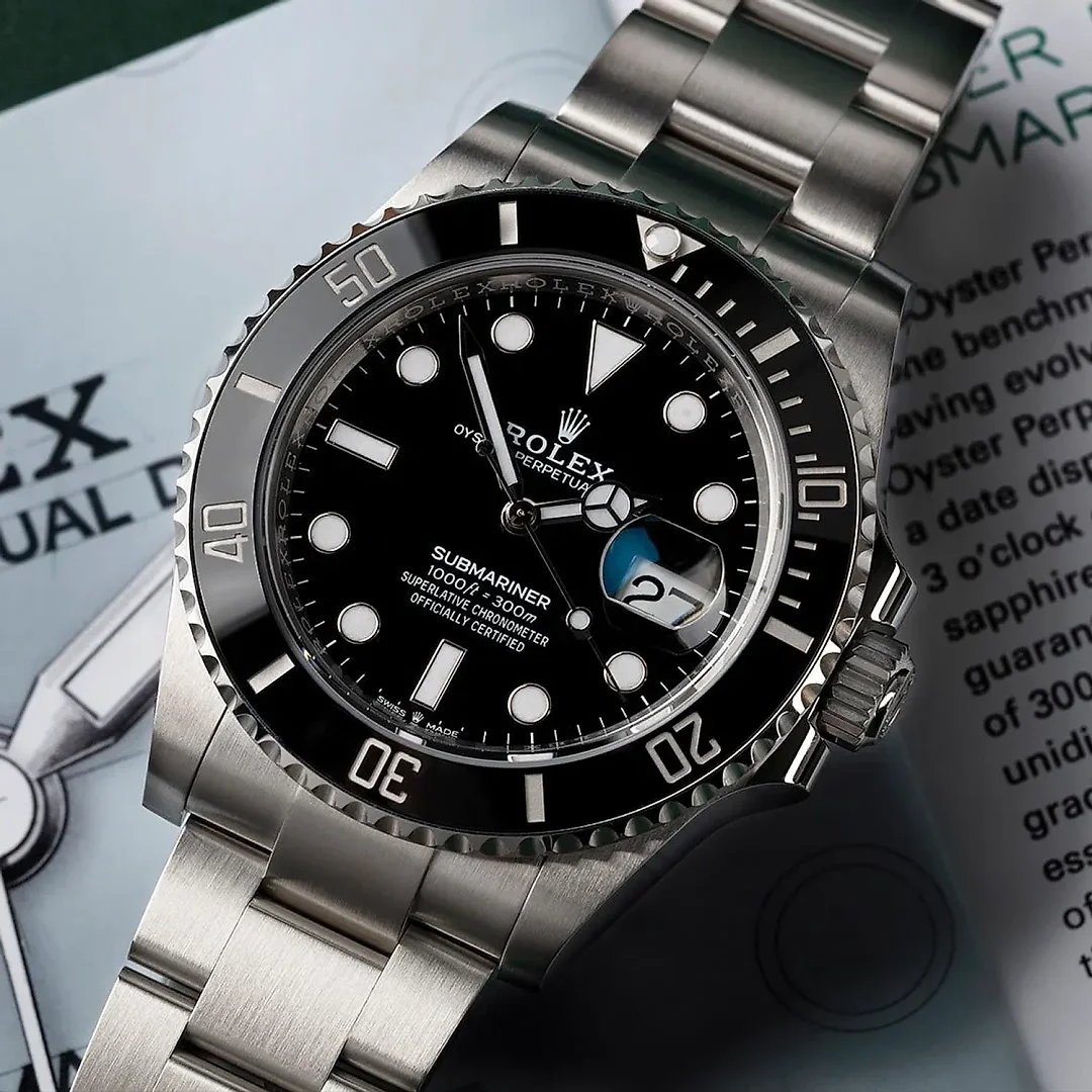 Rolex Submariner Date Ref. 126610LN Watch – Free Shipping | Minimalist & Luxury Design | Perfect Gift for Him