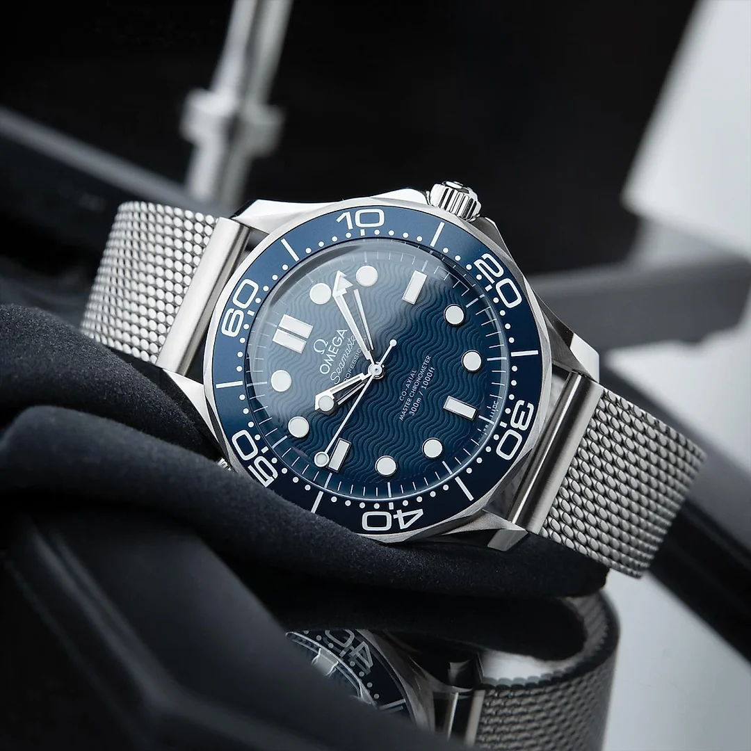 Omega Seamaster Diver 300M James Bond 60th Anniversary Ref. 210.30.42.20.03.002 – Ships from USA – Free Delivery