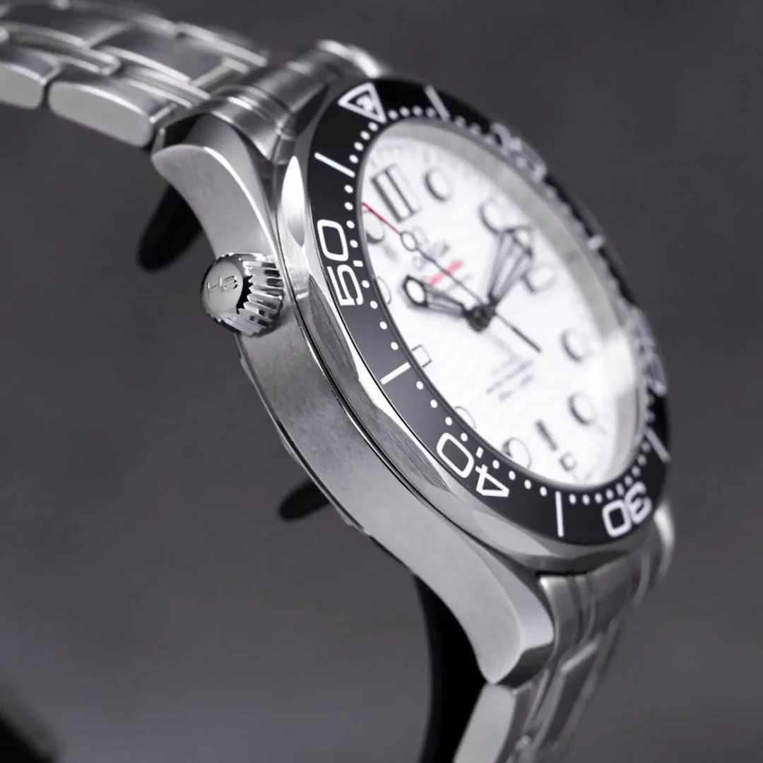 Omega Seamaster Professional Diver 300M Ref. 210.30.42.20.04.001 – Ships from USA – Free Delivery