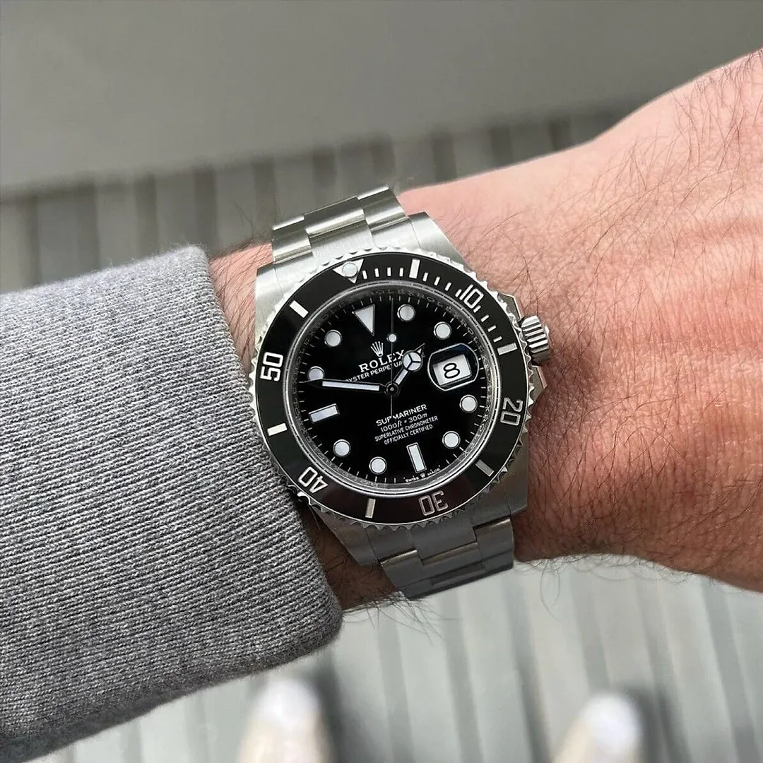 Rolex Submariner Date Ref. 126610LN Watch – Free Shipping | Minimalist & Luxury Design | Perfect Gift for Him