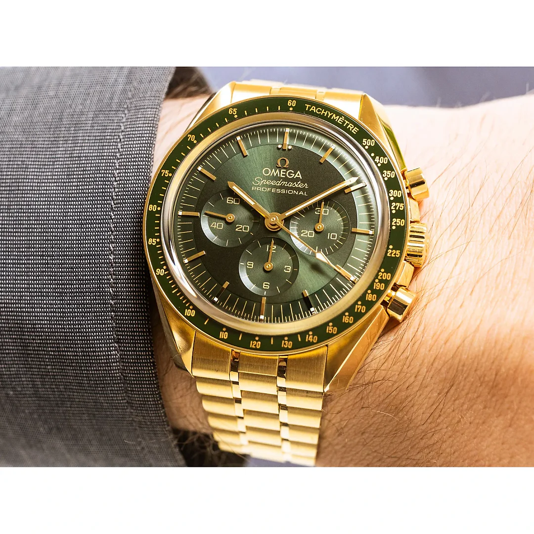 Omega Speedmaster Moonwatch Professional Co-Axial Master Chronometer Chronograph 42mm Ref. 310.604.250.100.01 Watch – Free Shipping | Minimalist & Luxury Design | Perfect Gift for Him