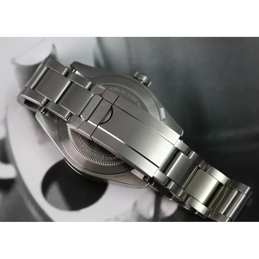 Tudor Ranger Dune Black Dial M79950-0001