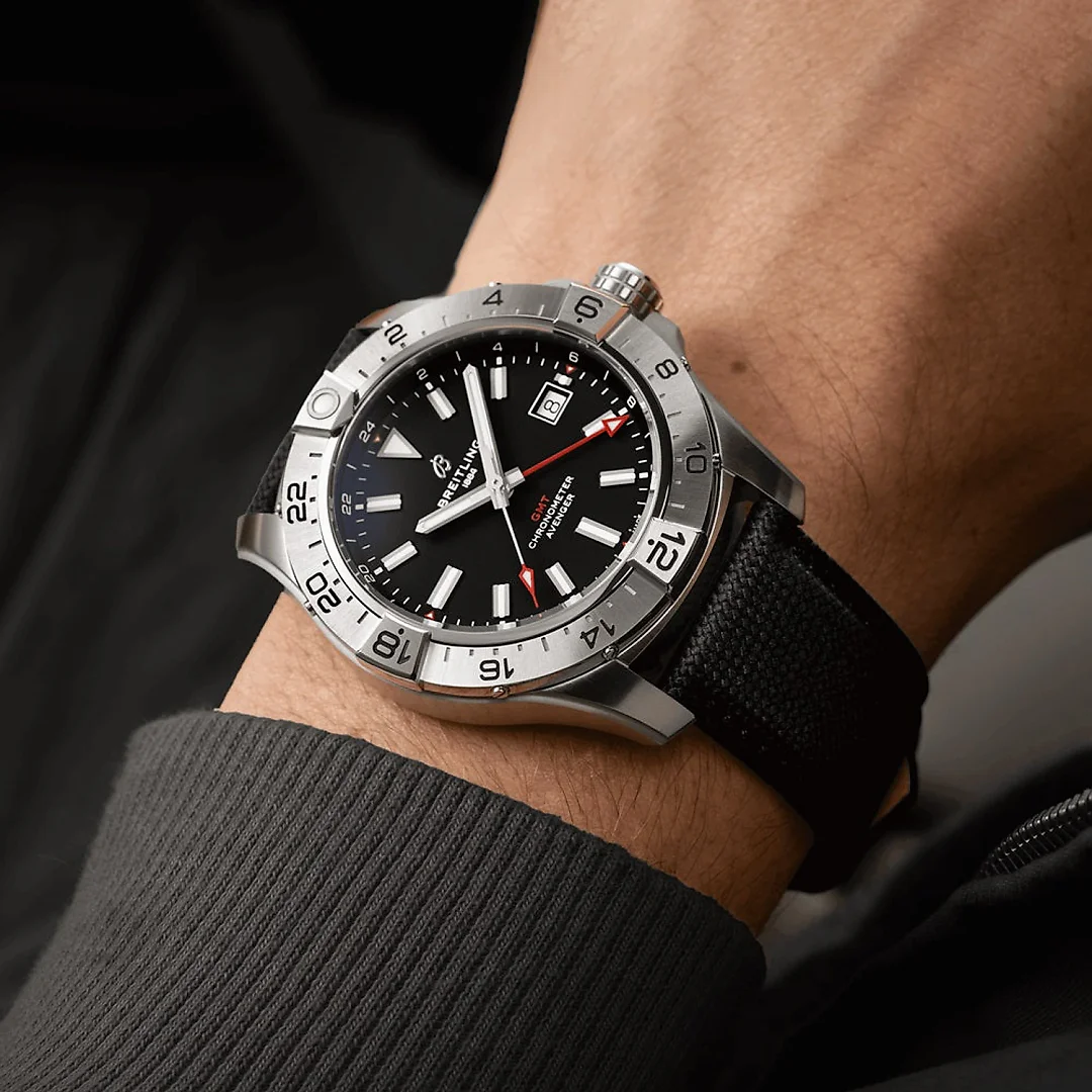 Unworn Breitling Avenger Automatic GMT 44, Ref# A32320101B1X1